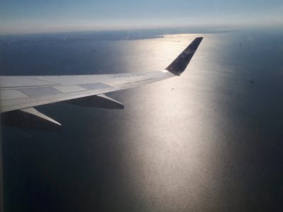 帰りの飛行機の窓からの景色